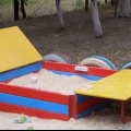Diy sandbox sa poklopcem