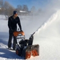 Benzinski čistač snijega