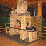 Zidani roštilj u sjenici