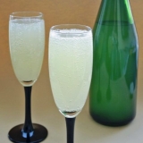 Domaći šampanjac od ribizle