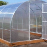 Učinite sami temelj za staklenik od polikarbonata