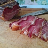 Hladno dimljena prsa: recepti za kuhanje u pušnici, generator dima