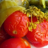 Kiseli paradajz za zimu u teglama