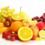 Limun: da li je voće ili bobica