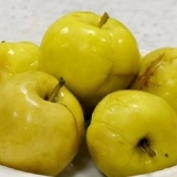 Natopljene jabuke sa senfom: jednostavan recept