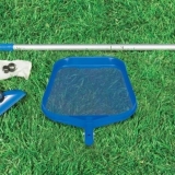 Set za čišćenje bazena na selu