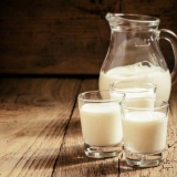 Tinktura propolisa sa mlijekom: ljekovita svojstva i kontraindikacije