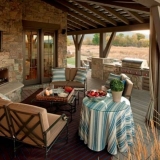 Vanjska terasa na selu