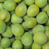 Zašto šljive padaju zeleno voće