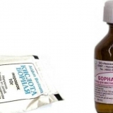 Hranjenje paradajza bornom kiselinom