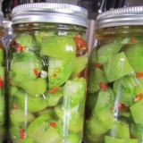 Jednostavan recept za salatu od zelenog paradajza za zimu