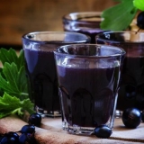 Jednostavni recepti za likere od ribizle