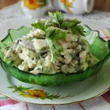 Salate od slanih gljiva: recepti za kuhanje kod kuće