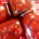 Paradajz u sopstvenom soku bez sterilizacije