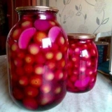 Berba zelenog paradajza za zimu u teglama