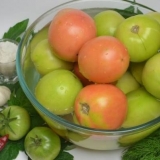 Praznine od zelenog paradajza: recepti sa fotografijama