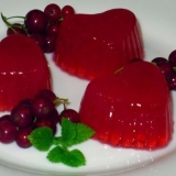 Žele od crvene ribizle: kroz sokovnik, sokovnik