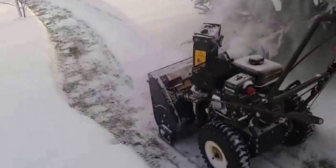 Šampion benzinskih i električnih čistača snijega