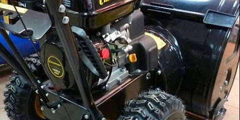 Benzinski čistač snijega champion st656