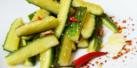 Pretučeni krastavci: recepti za kinesku salatu