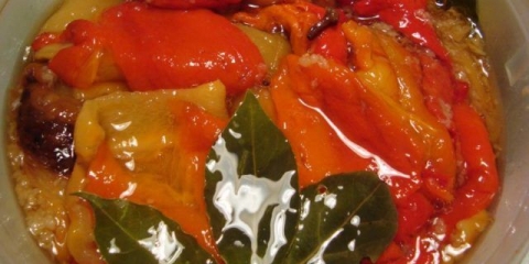 Bugarski biber u ulju za zimu: ukusni recepti za konzerviranje i kiseljenje sa fotografijama