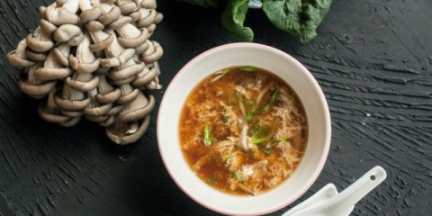 Juha od bukovača: recepti sa piletinom, vermičelom, ječmom, pirinčem