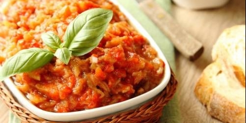 Kavijar od patlidžana sa paradajz pastom: recept