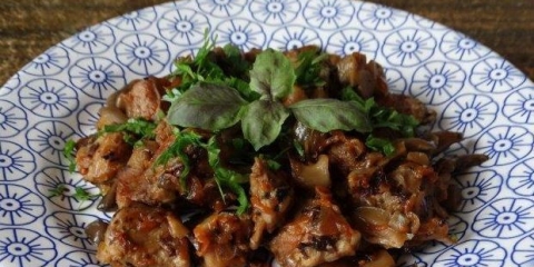 Ćuretina sa bukovačama: u pavlaci, krem ​​sosu