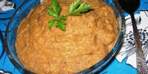 Kavijar od tikvica sa pečurkama: recept za zimnicu