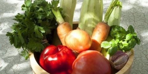 Kavijar od tikvica sa jabukama