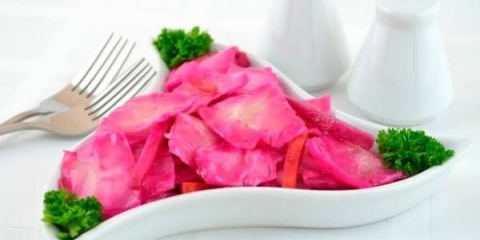 Kupus sa cveklom mariniran za zimu