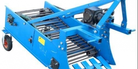 Mini traktorska sadilica za krompir