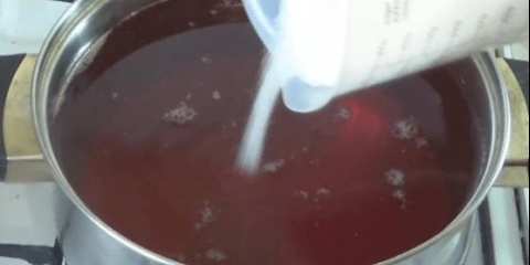 Kompot od crnog ribizla: ukusni recepti za zimu i za svaki dan (za sada), koristi i štete, kalorije