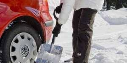 Fiskars lopata za snijeg