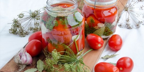 Kiseli paradajz za zimu sa aspirinom