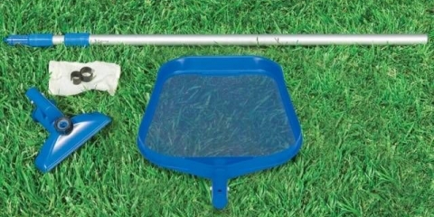 Set za čišćenje bazena na selu