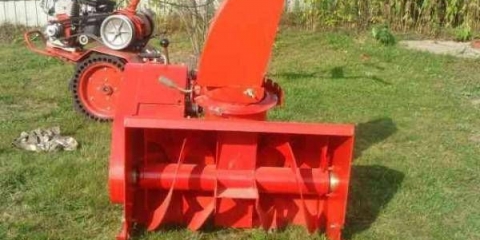 Nošeni čistač snijega za pozdrav motociklom