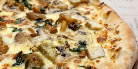 Pica sa pečurkama: recepti za kuvanje sa fotografijama kod kuće