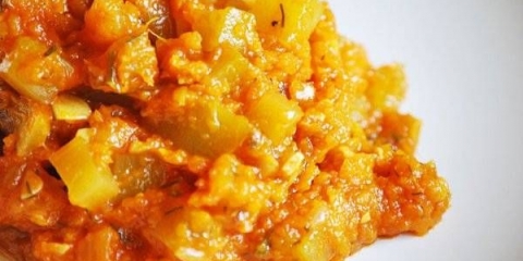 Recept za kavijar od tikvica sa paradajzom