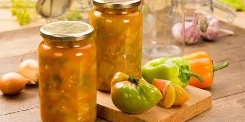 Recept za lečo od zelenog paradajza za zimu