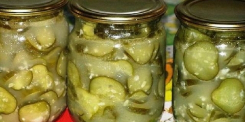 Salata od krastavaca za zimu sa puterom: recepti za soljenje sa belim lukom, lukom i paradajzom