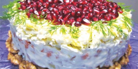 Salata od crvenkapice: recepti sa paradajzom, piletinom, govedinom, narom