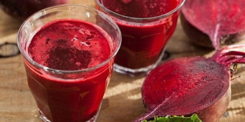 Sok od cvekle u nosu