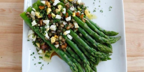 Konzervirane šparoge: korisna svojstva, kako kiseliti